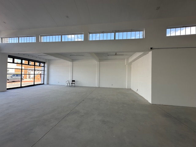 To Let commercial Property for Rent in Maitland Western Cape